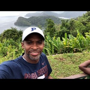 Meet your Posher, Anton